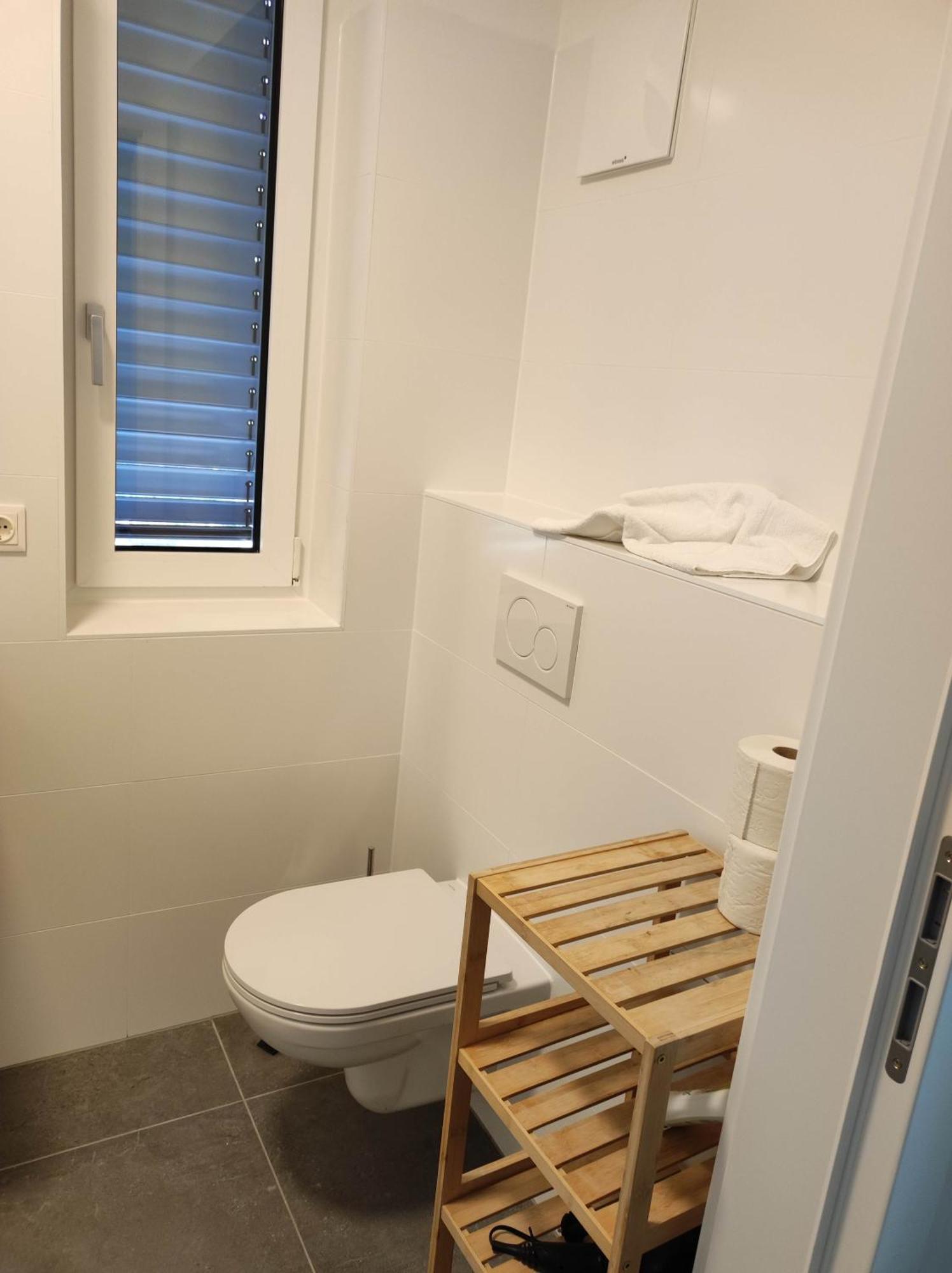 Luxus Penthouse Gegenueber International Centre Und Kaiserwasser * Wien